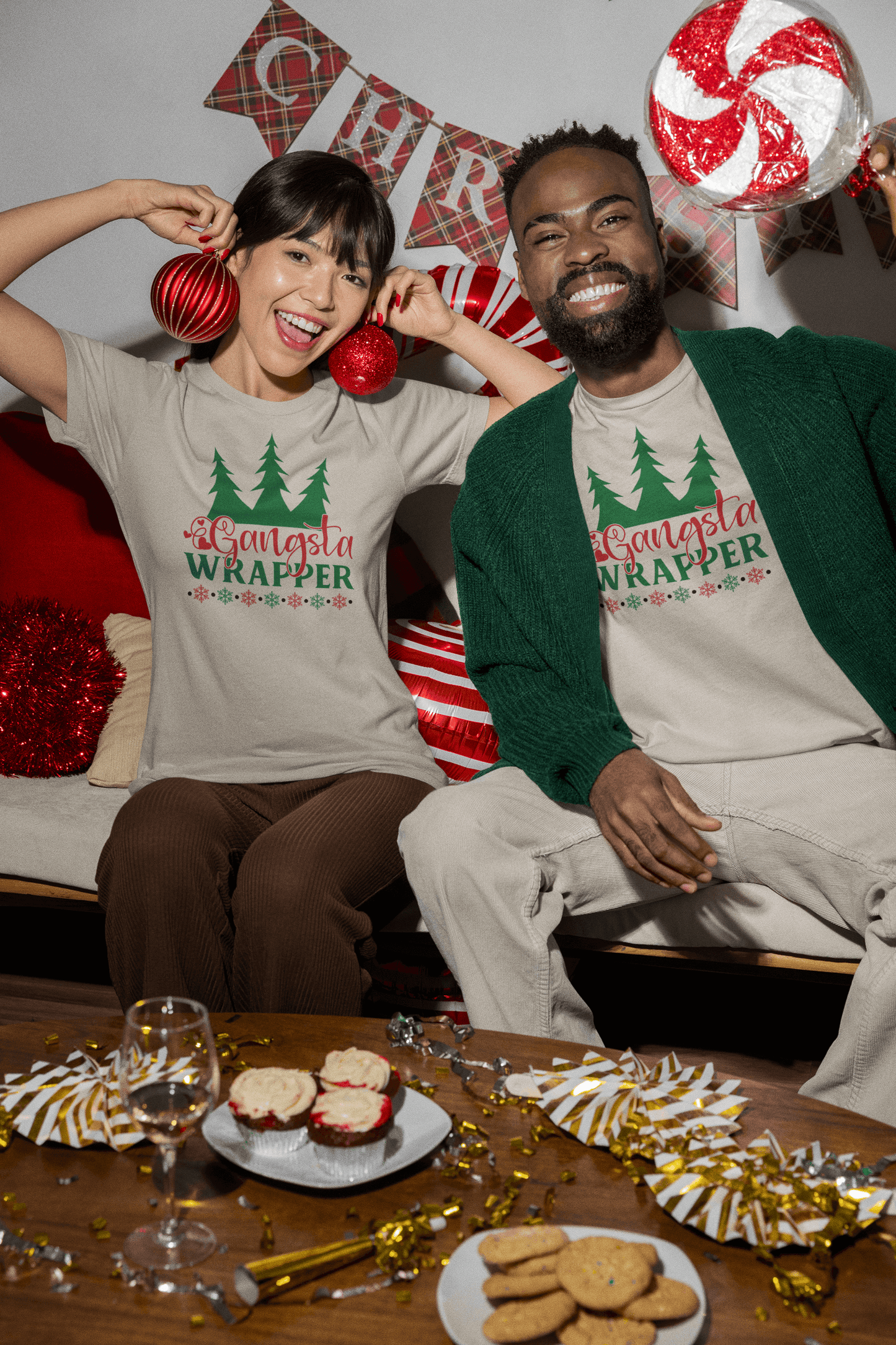 Gangsta Wrapper - Unisex T-Shirt