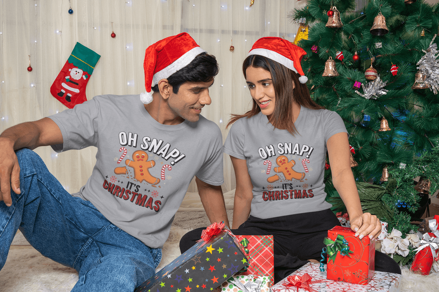 Oh Snap! It's Christmas - T-Shirt Unisex