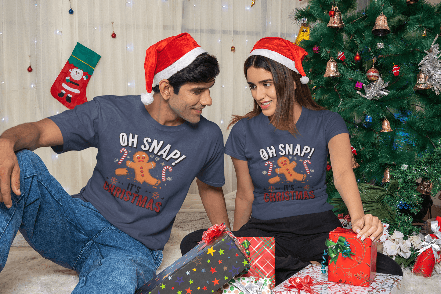 Oh Snap! It's Christmas - T-Shirt Unisex