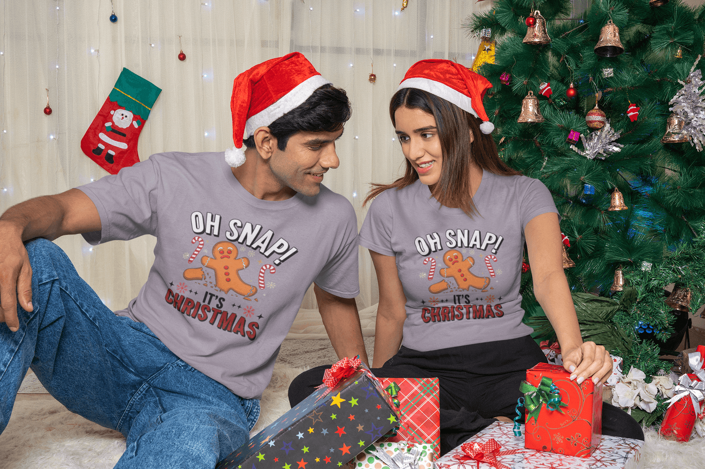 Oh Snap! It's Christmas - T-Shirt Unisex