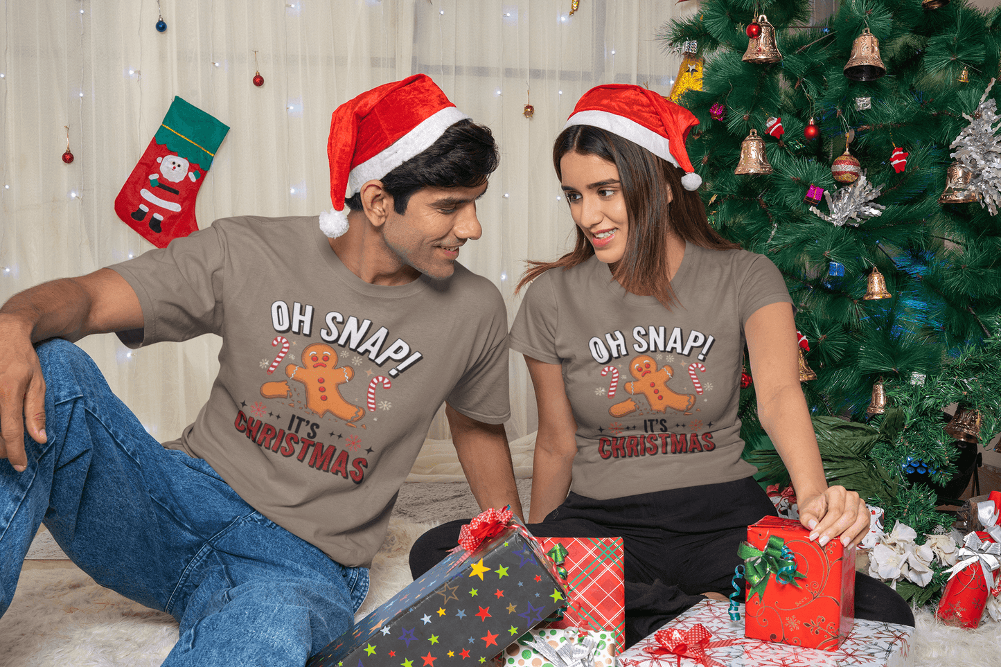 Oh Snap! It's Christmas - T-Shirt Unisex