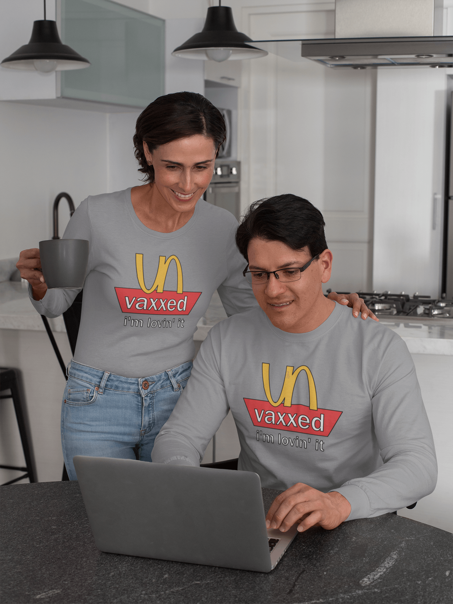 Unvaxxed: I'm Lovin' It - Long Sleeve T-Shirt