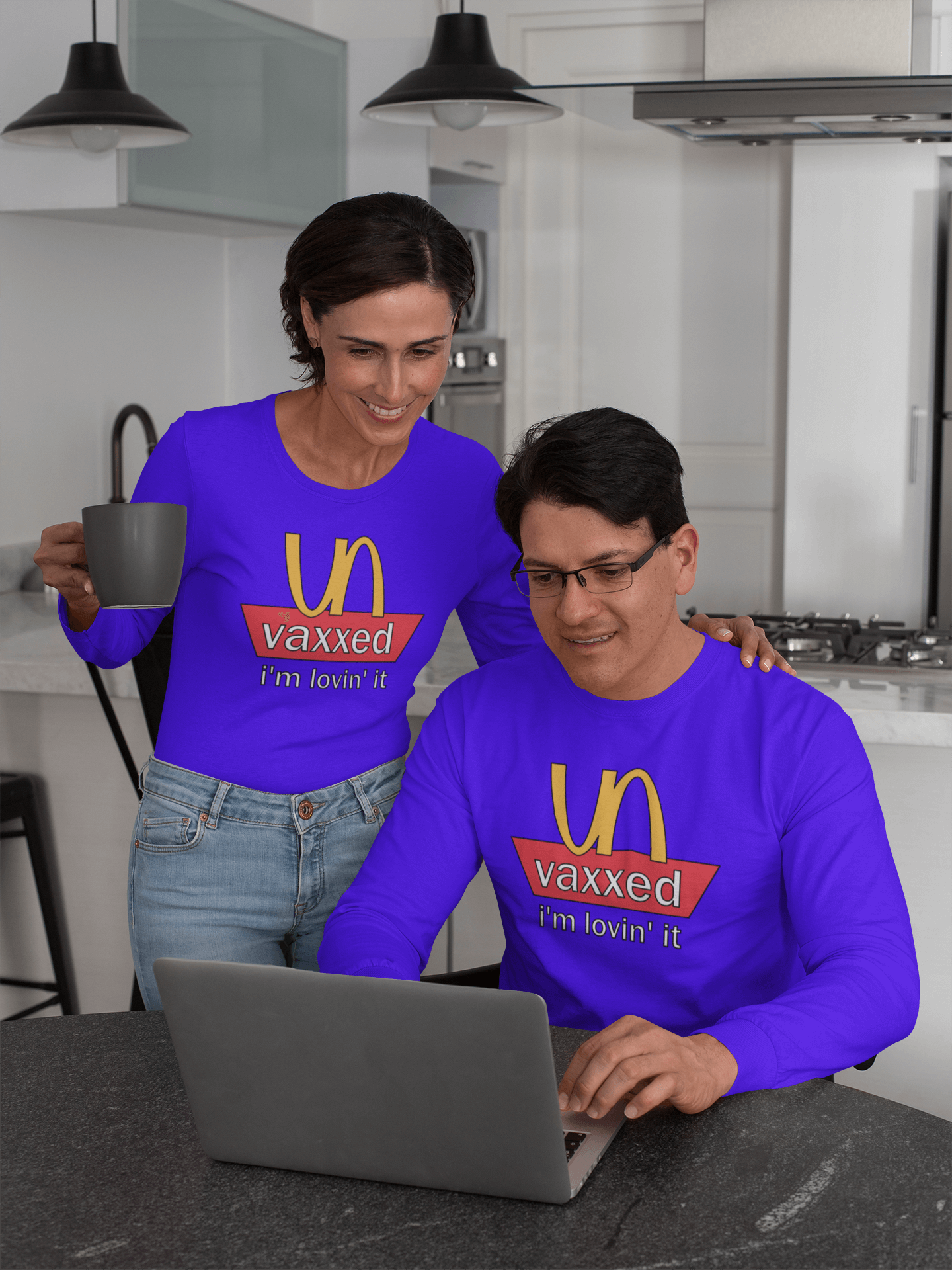 Unvaxxed: I'm Lovin' It - Long Sleeve T-Shirt
