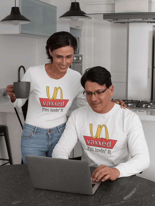 Unvaxxed: I'm Lovin' It - Long Sleeve T-Shirt