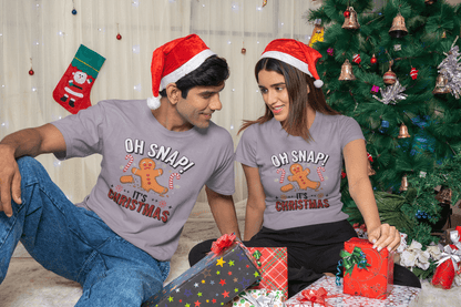 Oh Snap! It's Christmas - T-Shirt Unisex